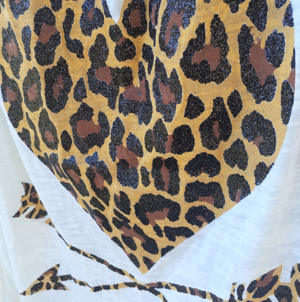 Adorable tank, animal print heart and arrows, XL - Picture 6 of 6